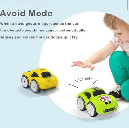 Smart Mini RC Car Jo Aapke Peeche Chale 🚗🤖 | Magic Sensor | BUY 1 GET 1 FREE – Limited Stock